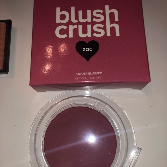 Makeup bundle - Picture 6 of 7